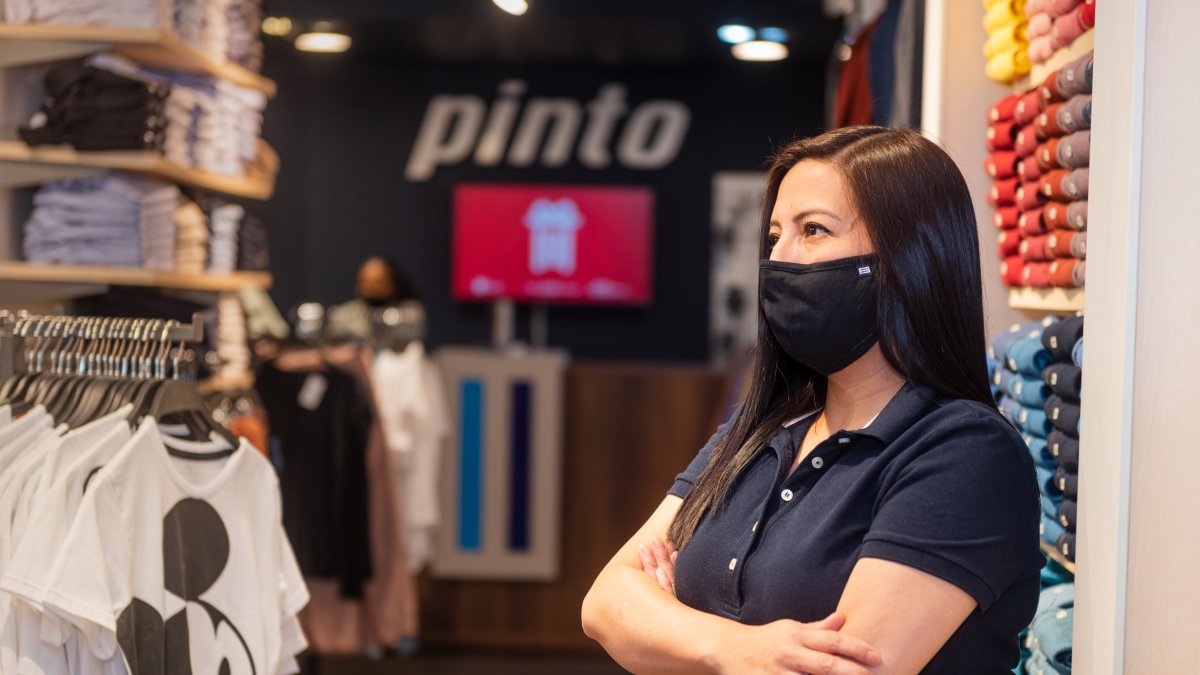 Pinto en Ecuador da trabajo a 462 empleados y cuenta en el país con 38 tiendas. Fábrica.