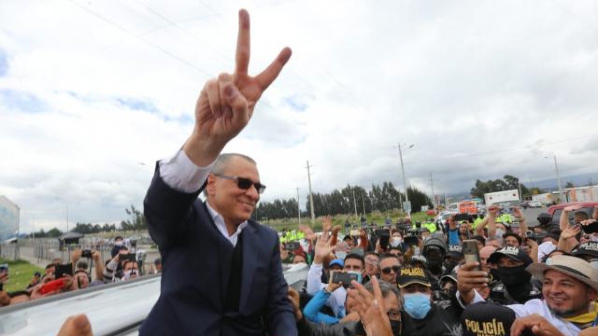 Acto. Glas salió en libertad en noviembre de 2022, a pesar de tener dos condenas en firme.