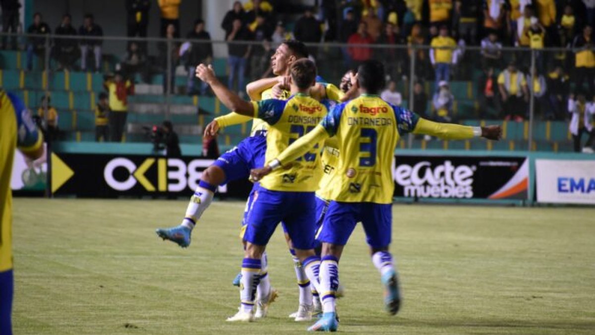 Los azuayos están a un punto del descenso y urgen de un triunfo para alejarse de Libertad, 20 puntos.