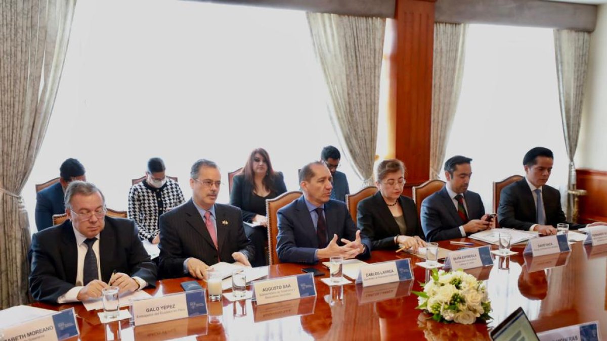 Cita. La diplomacia de Ecuador se reunió con sus similares de Perú el último viernes para tratar diferentes temas.