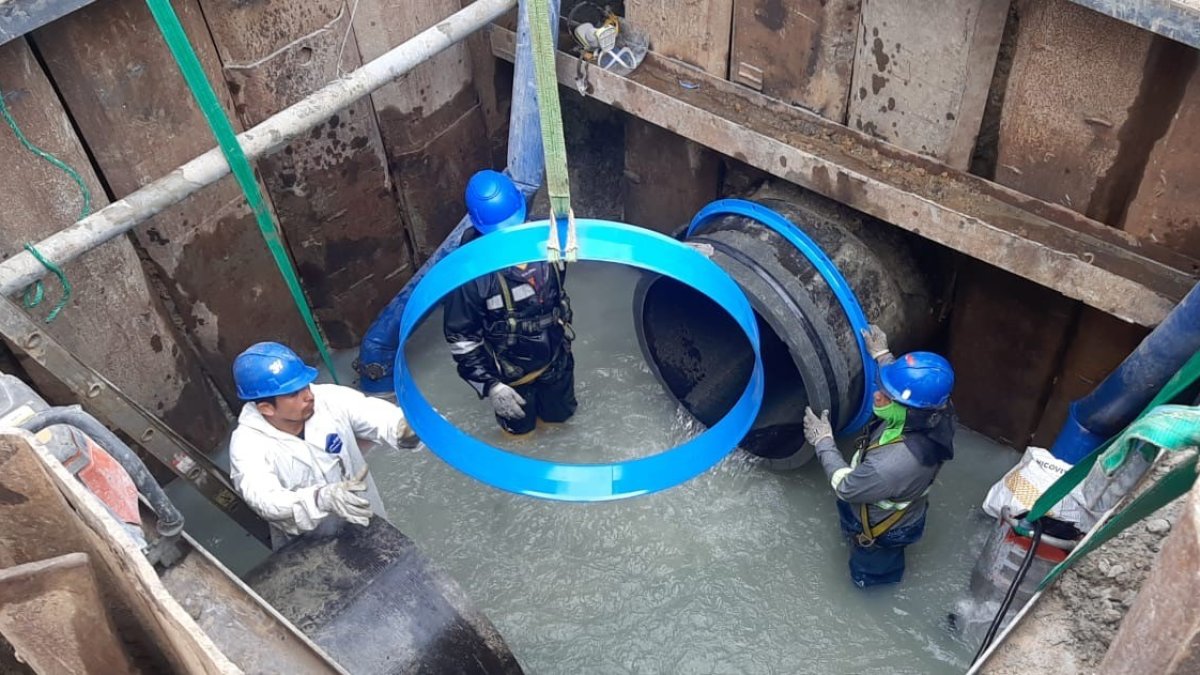 Foto referencial de los trabajos que ha venido haciendo Interagua en las últimas semanas en la ciudad.