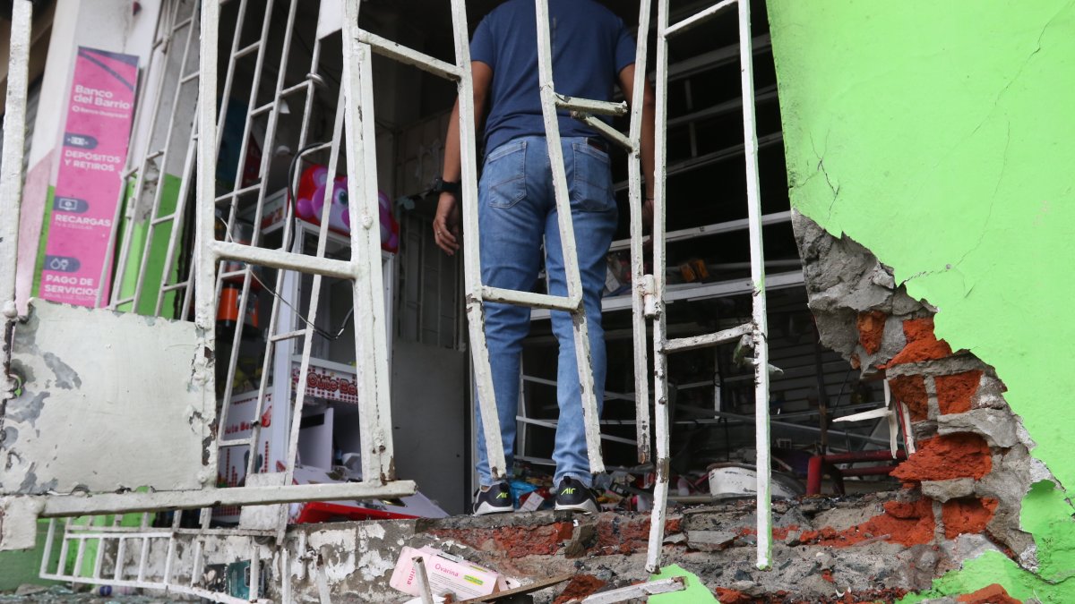 Daños. Muchos negocios se han visto forzados a cerrar ante las amenazas y detonaciones que sufren por oponerse a pagar extorsiones por ‘vacunas’.