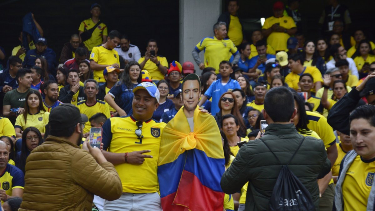 Los 'cartones' con la imagen de Daniel Noboa generaron más debate que su propia propuesta en la segunda vuelta.