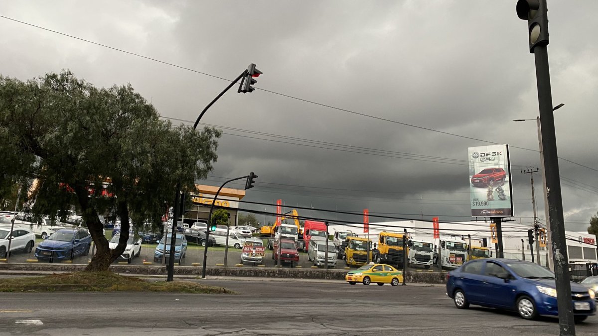 Clima. Ciudadanos capitalinos reportaron la magnitud de las precipitaciones en redes sociales.
