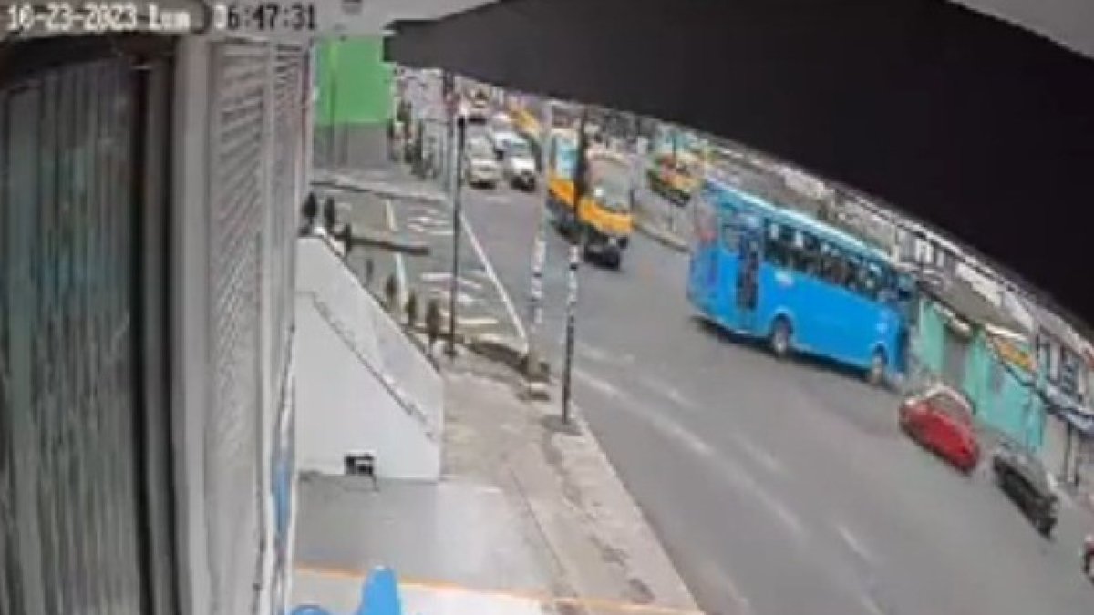 Deceso. Un motociclista fue la víctima de un accidente de tránsito en Quito.