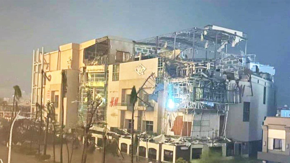 La captura de un vídeo que se viralizó en redes muestra los daños que sufrió un edificio por el paso del huracán Otis y las calles anegadas.