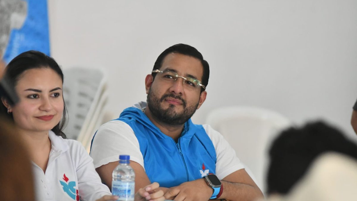 Francisco Hidalgo preside la Revolución Ciudadana desde la renuncia de Marcela Aguiñaga.