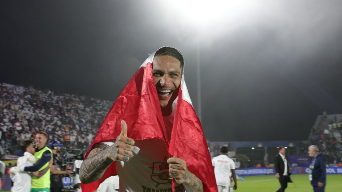 Paolo Guerrero cuando estaba en Liga de Quito y ganó la Copa Sudamericana frente a Fortaleza.