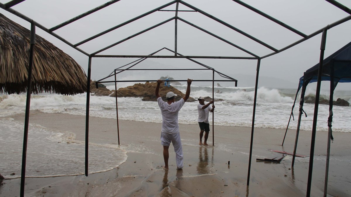 En su reporte, el organismo precisó que el sistema registra vientos sostenidos de 85 kilómetros por hora (km/h)