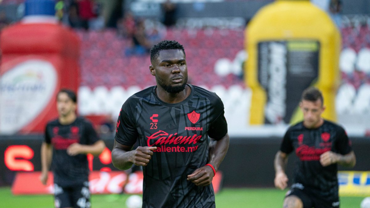 Caicedo registra 5 goles en el torneo apertura vistiendo la rojinegra.