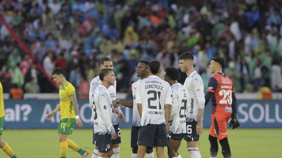 Los jugadores de Liga de Quito, con el impulso de haber conquistado la Copa Sudamericana, ahora apuntan a conseguir el boleto a la final de la LigaPro.