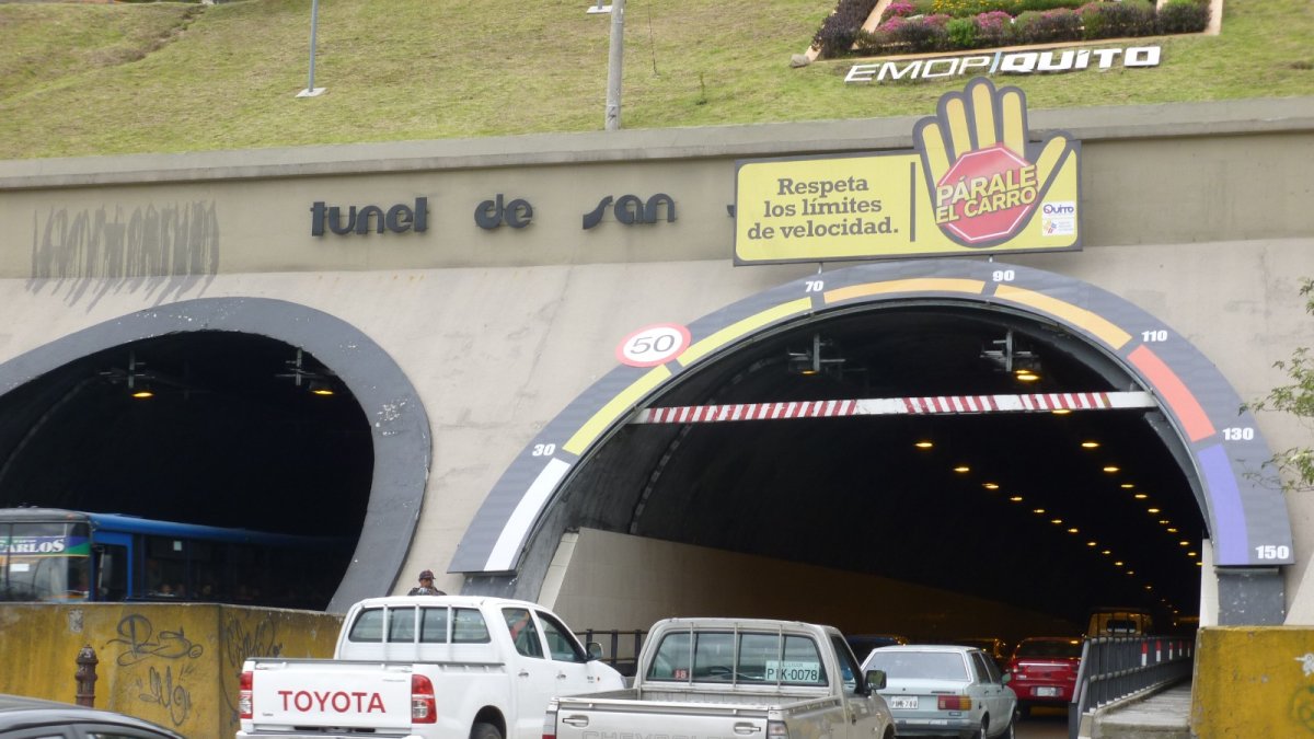 El túnel de San Juan, centro de Quito cerrará un tramo por trabajos de mantenimiento