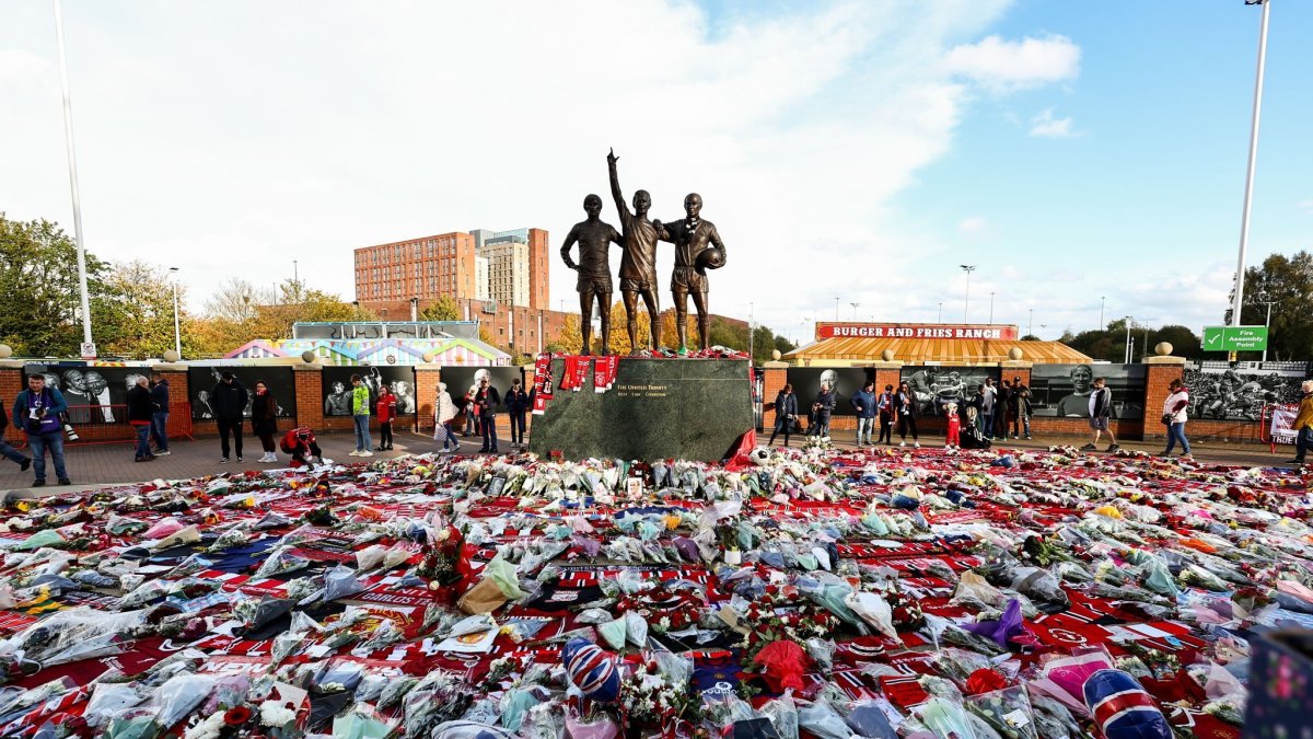 El funeral de Charlton será el próximo 13 de noviembre en la catedral de Mánchester.