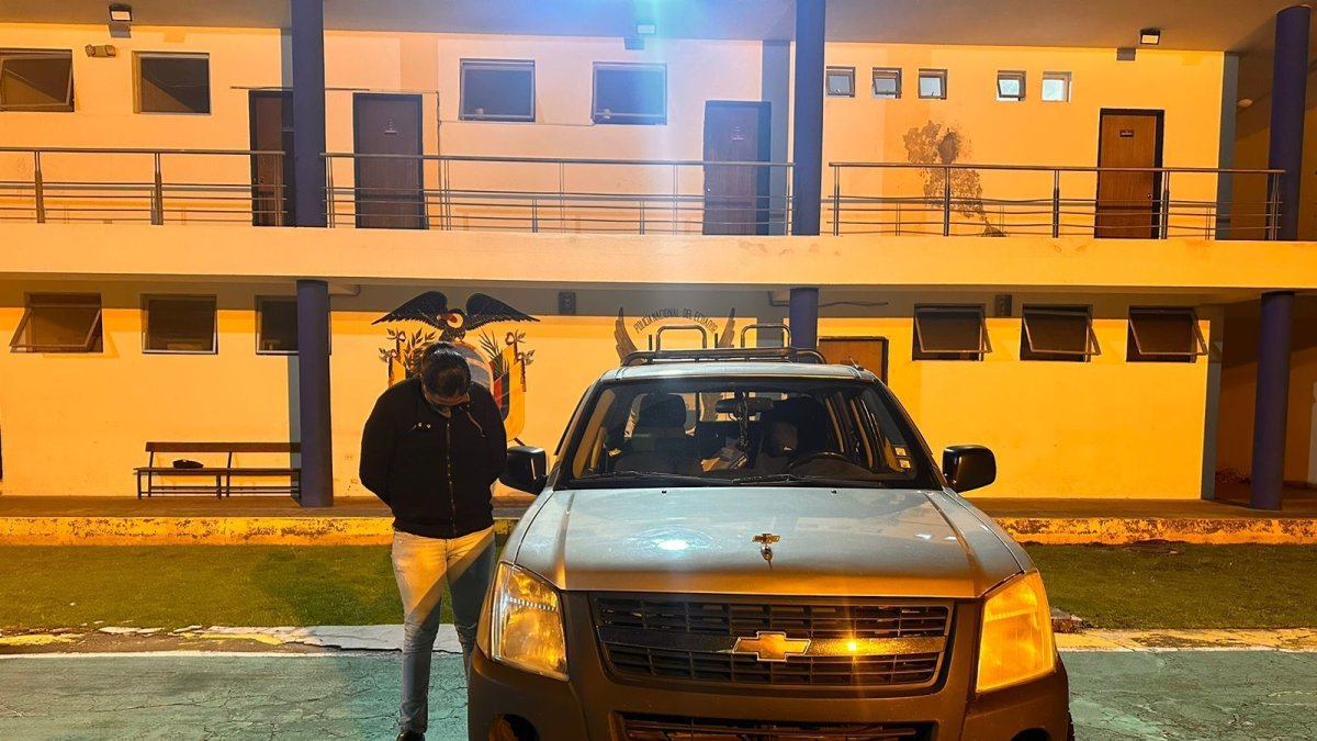 El sujeto pretendía cometer otros delitos con el carro robado.