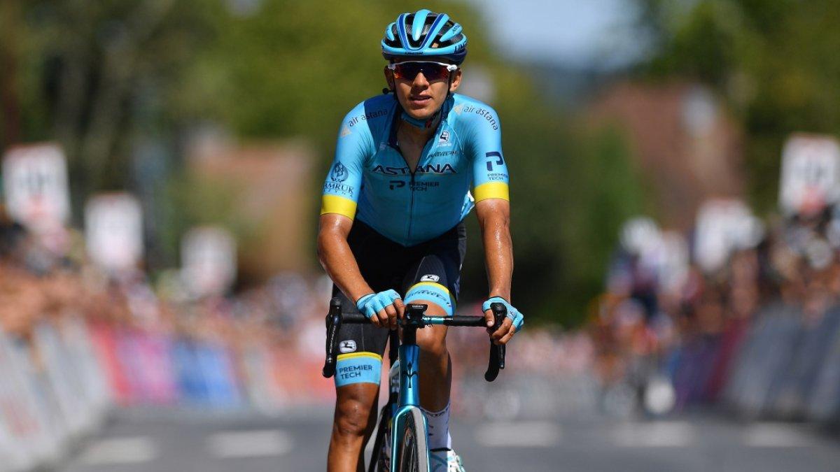 El ciclista, de 26 años, debutó en 2020 en el equipo y continúa.