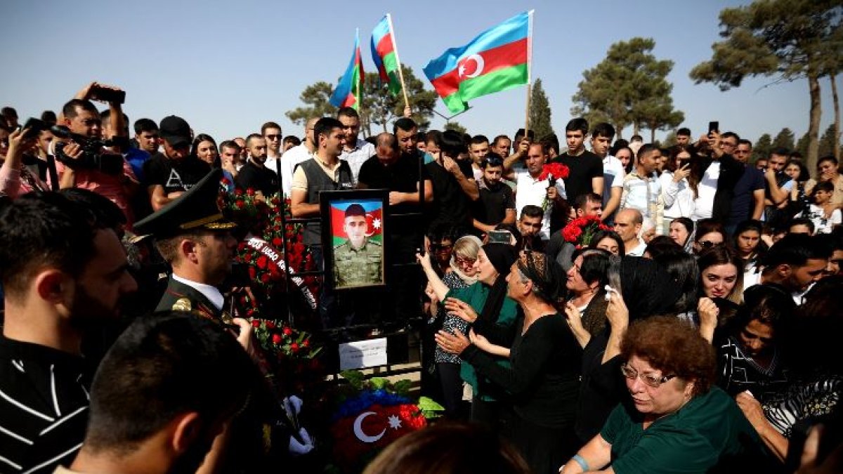 Funeral de un soldado de Azerbaiyán en el conflicto con Armenia