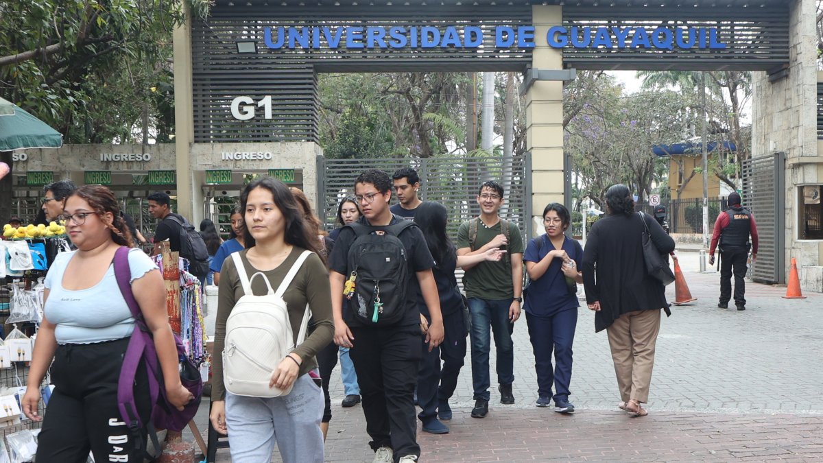 Afectados. Según datos del INEC, el grupo etario más afectado en el país es de 15 y 24 años, quienes están entre el colegio y universidad.