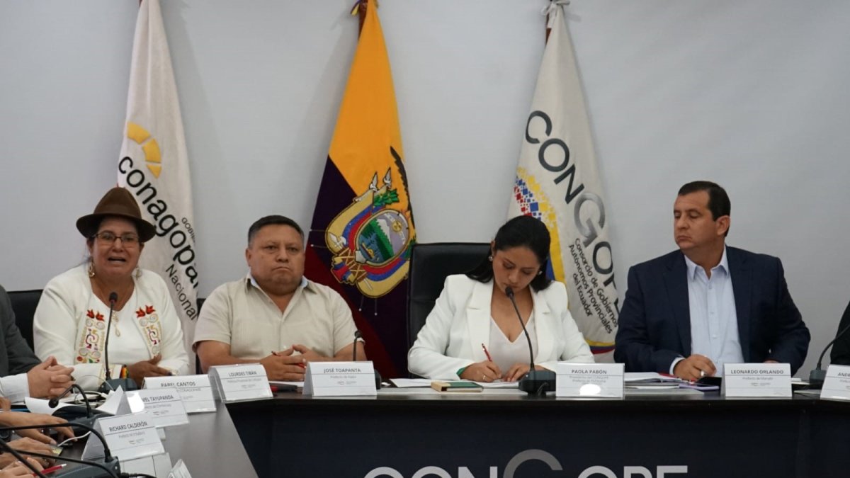 Cita. El encuentro de autoridades seccionales se realizó en Quito.