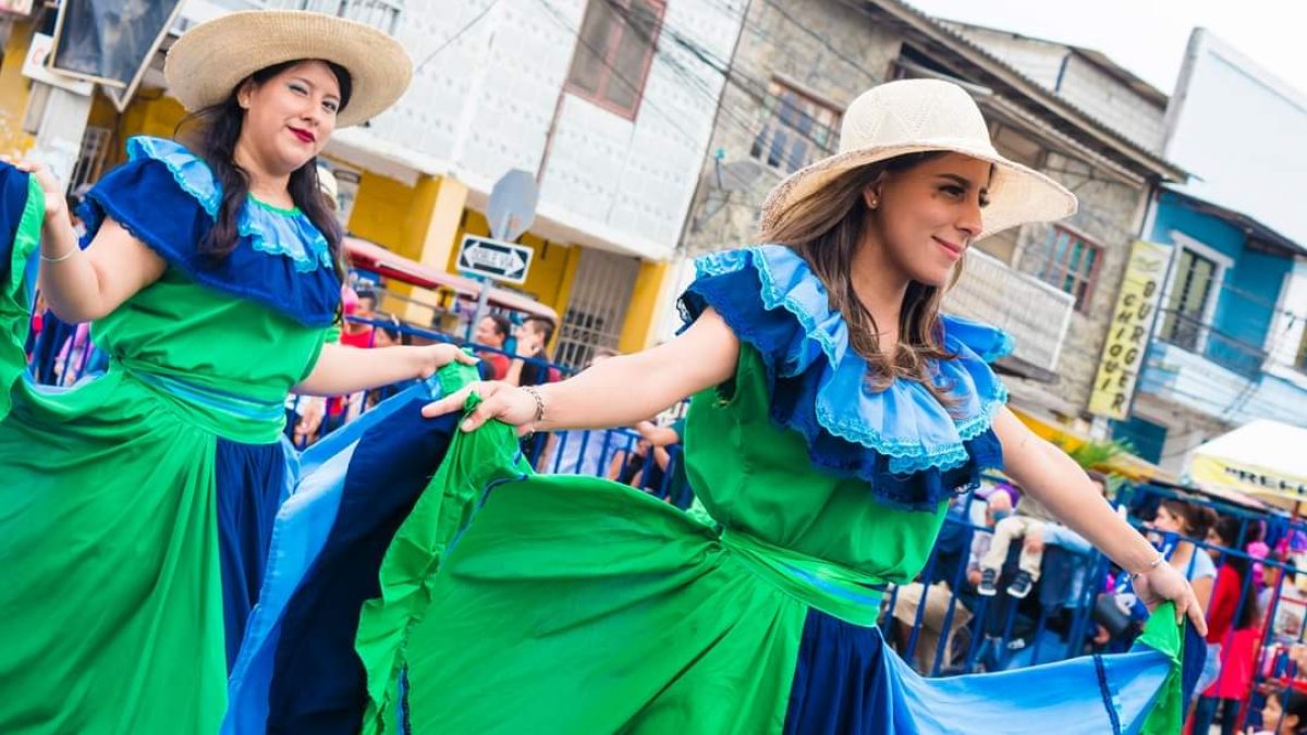 La marcha se llevó a cabo este 7 de noviembre en la cabecera cantonal de la provincia.