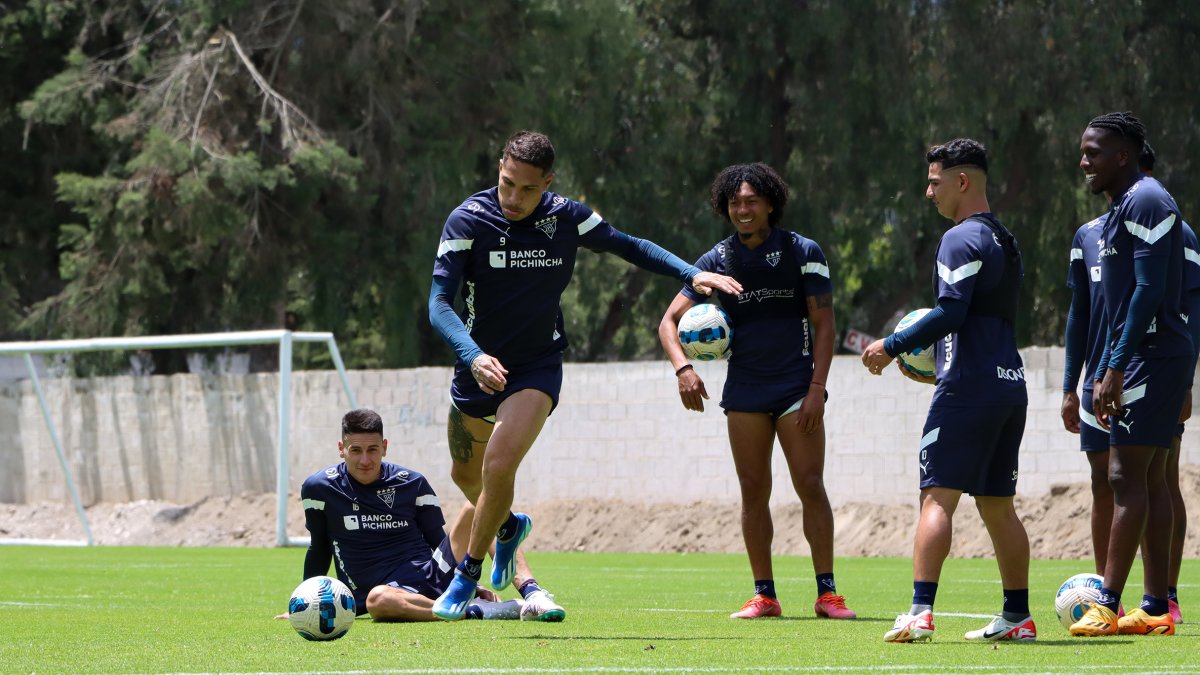 Paolo Guerrero, va por su segundo gol en LigaPro ante Técnico Universitario.
