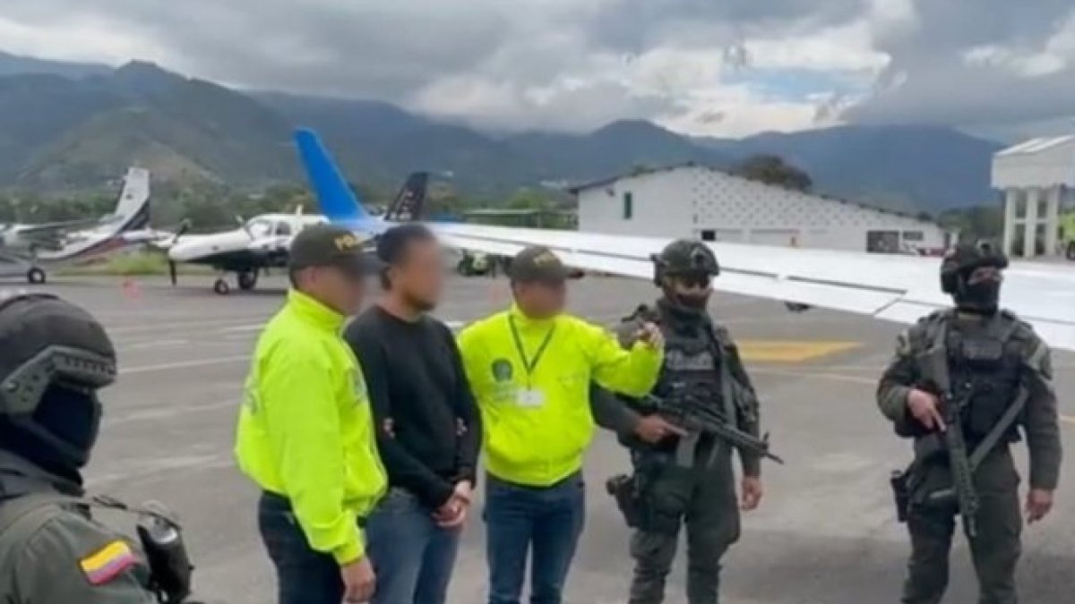 La defensa del acusado presentó recursos legales para posponer la audiencia hasta diciembre.