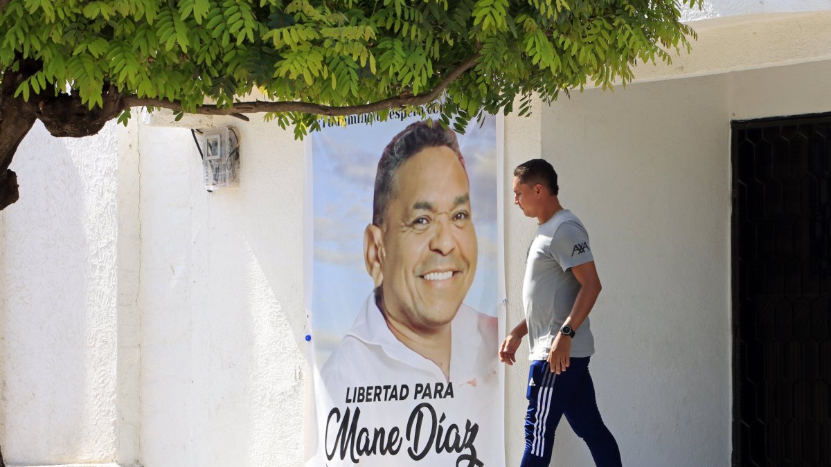 Mural de Manuel Díaz, padre del jugador del Liverpool Luis Díaz.