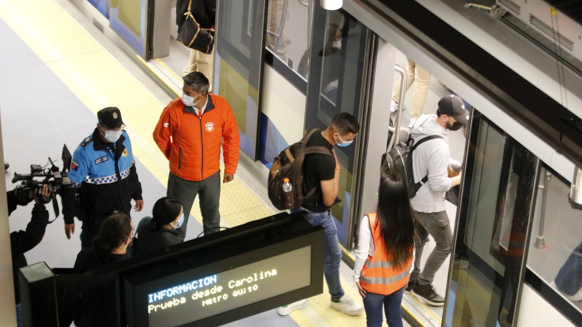 Estos días han servido para realizar la 'marcha en blanco' que incluye la circulación de trenes sin pasajeros y la puesta a punto del sistema.
