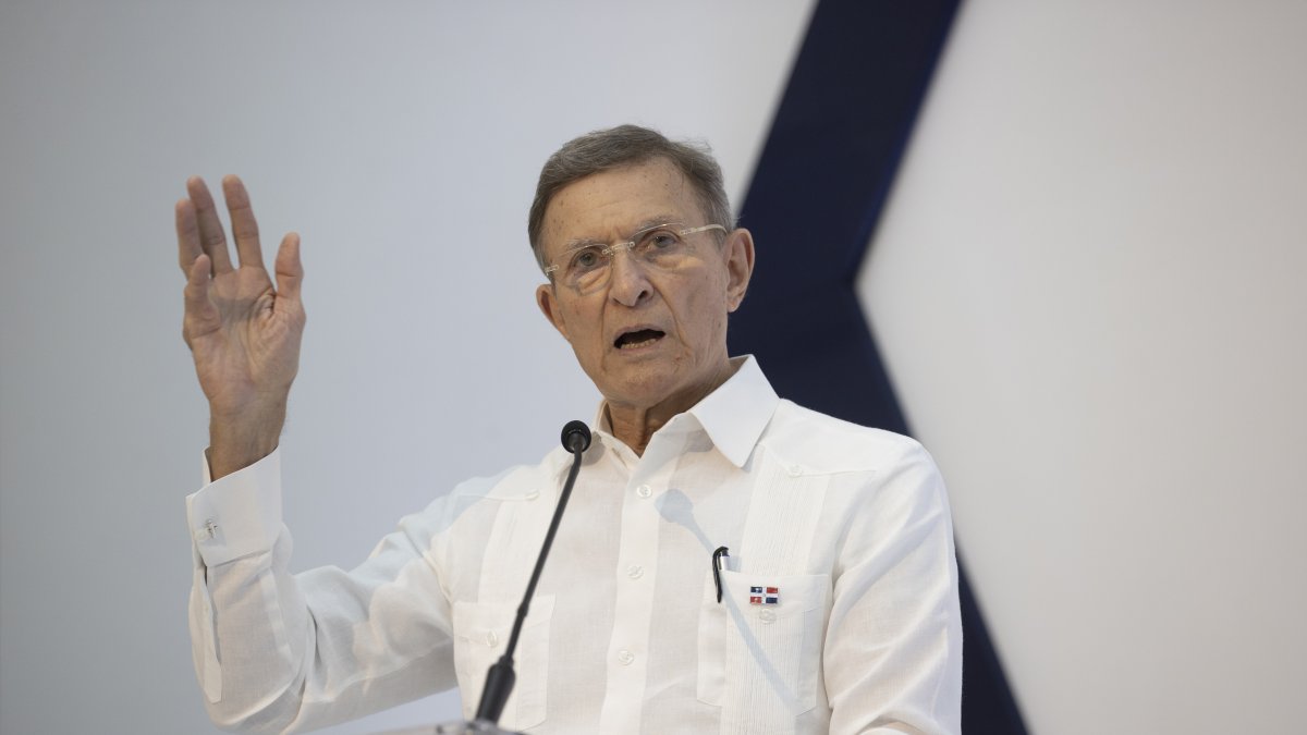 Fotografía de archivo en la que se registró al ministro de Relaciones Exteriores de República Dominicana, Roberto Álvarez.