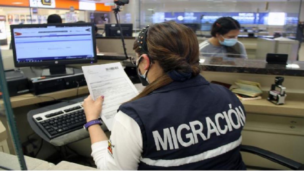 Aunque en Ecuador no se pide visa para ciudadanos de la región, es necesario pasar por oficinas y establecer un registro.