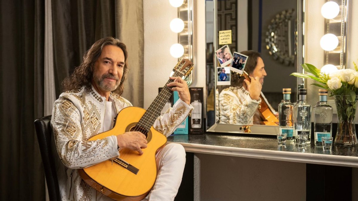 Marco Antonio Solís.
