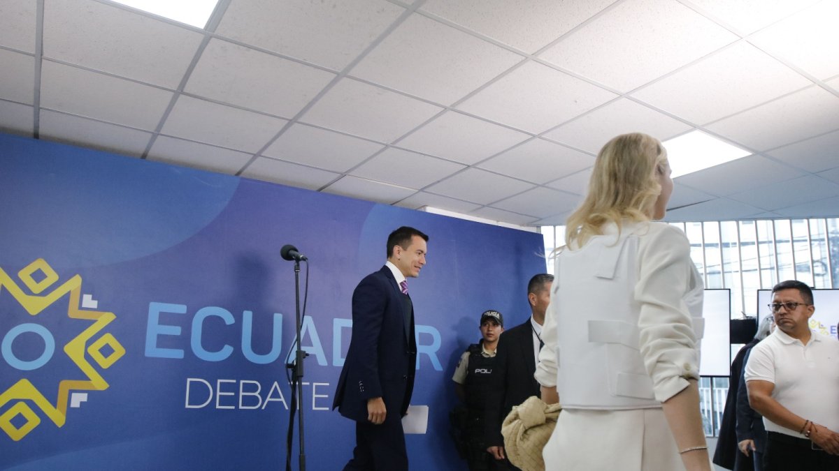 El presidente electo, Daniel Noboa, ha manifestado su deseo de que la posesión sea antes de lo proyectado en un inicio.