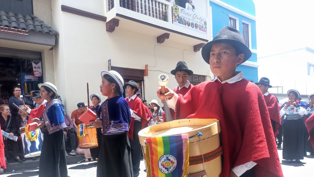 La ciudad de las ‘Siete Colinas’, Guaranda  celebra su independencia
