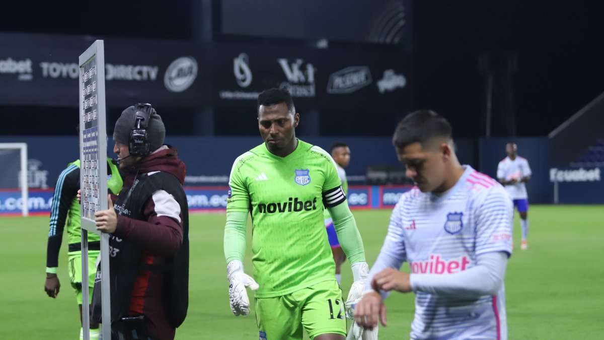 Pedro Ortiz, de Emelec, actualmente es uno de los goleros menos batido del torneo ecuatoriano de fútbol.