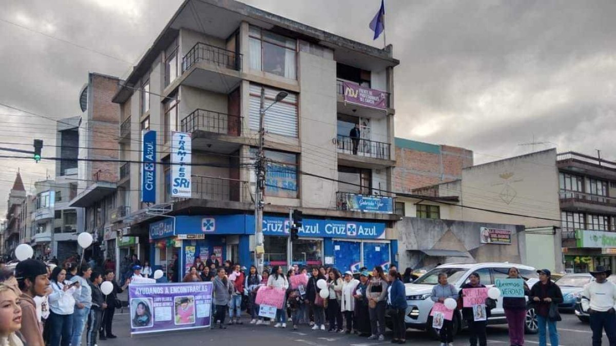 Acto. Los parientes de Vanessa han hecho plantones para exigir justicia.