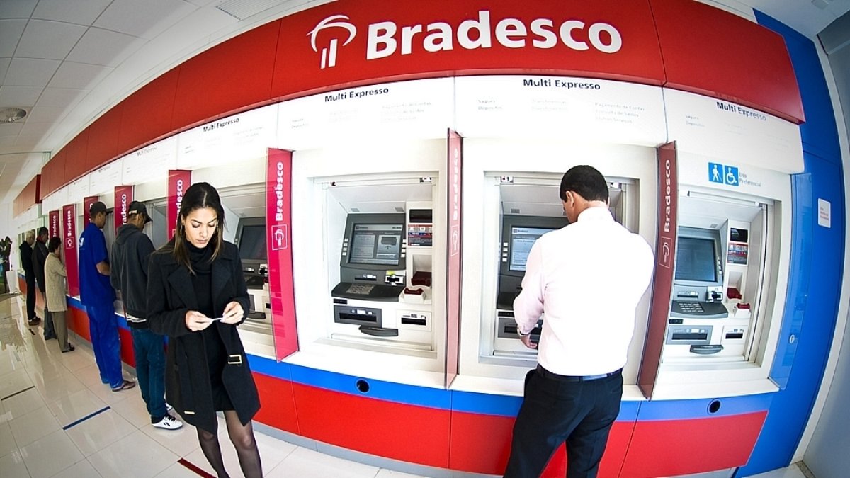 Entidad.- Una de las agencia del banco Bradesco.