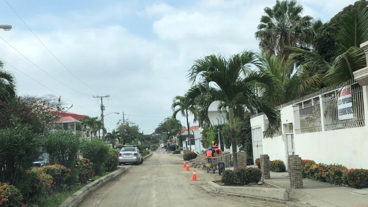 Trabajos. Los arreglos continúan en el barrio Centenario, sur porteño.