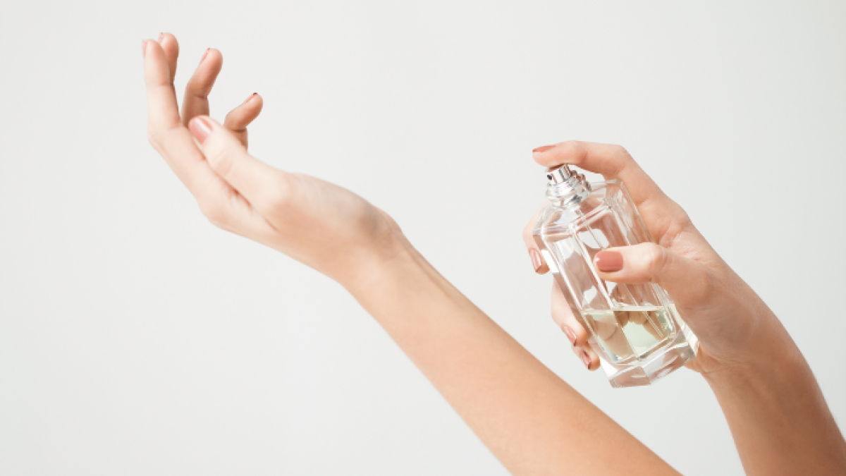 Algunos trucos para que el olor del perfume dure más tiempo