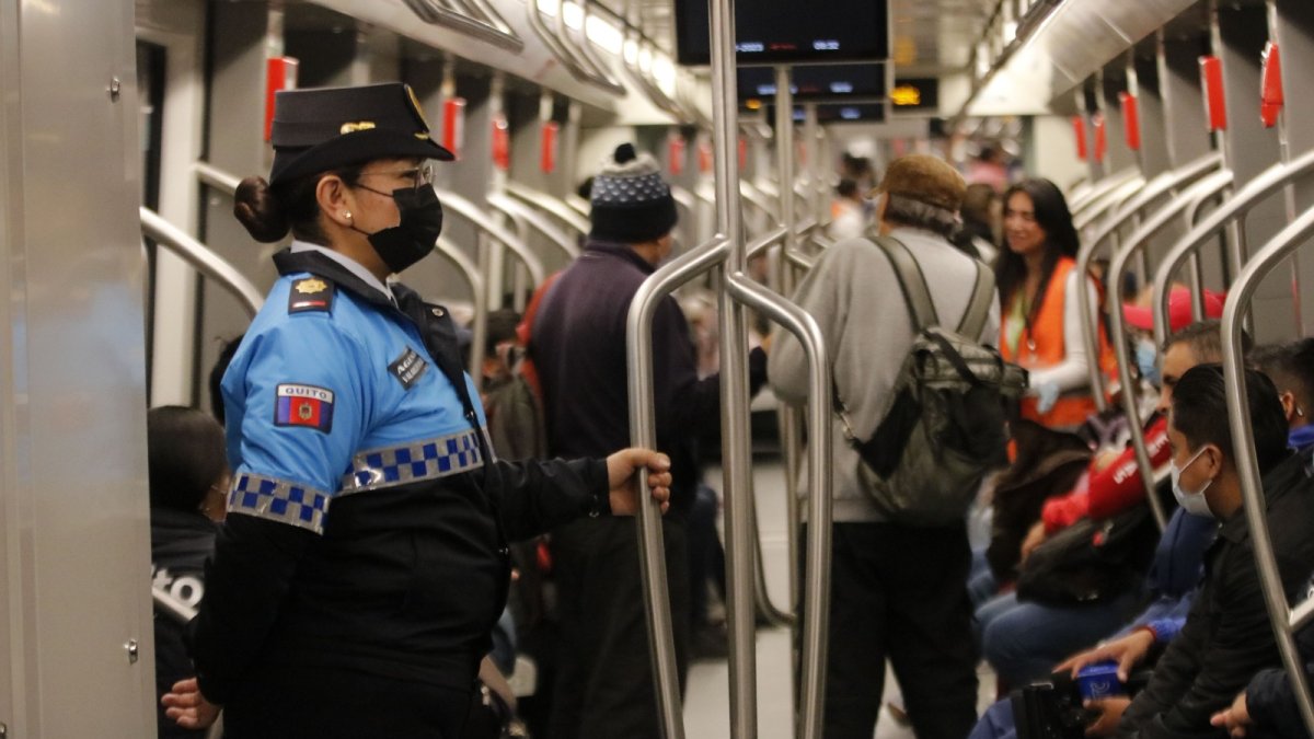 Metro de Quito iniciará su operación comercial en diciembre.