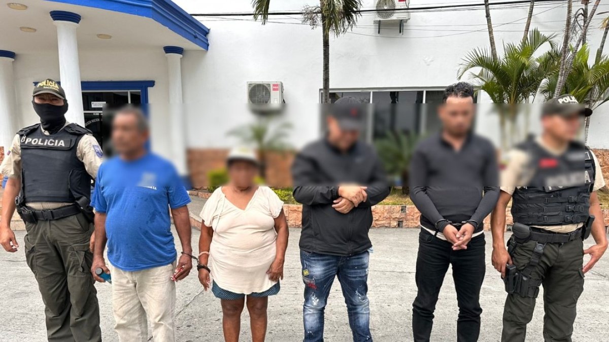 Cuatro personas fueron detenidas tras el hallazgo.