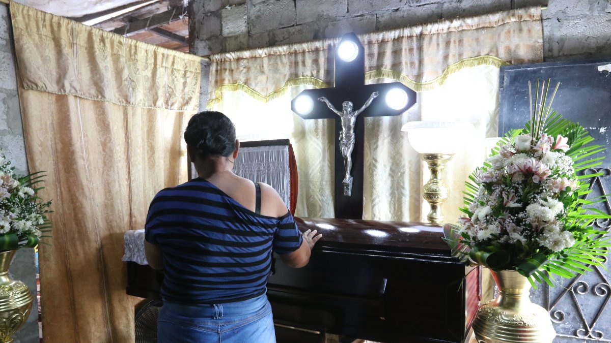 Familiar. El velorio se realizó en la casa de la familia Sevillano, en Mapasingue Este.