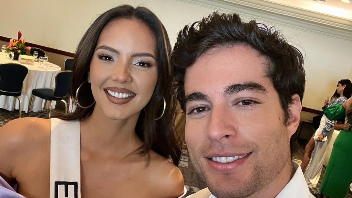 Delary con Danilo Carrera.