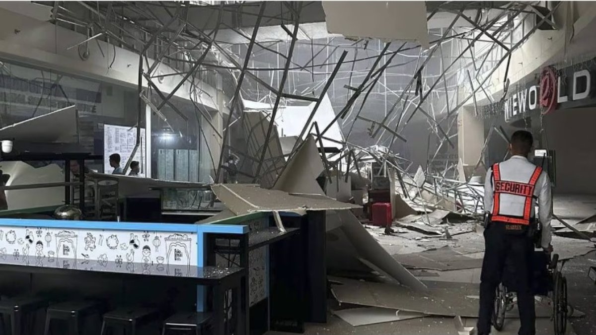 Afectación. Así quedó un centro comercial tras el sismo de este viernes 17 de noviembre de 2023