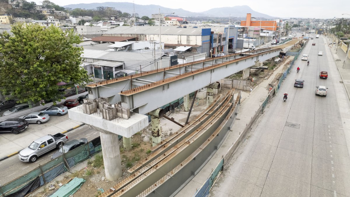 Obra. Un total de 17 vigas del puente están ejecutadas, dice el Cabildo.