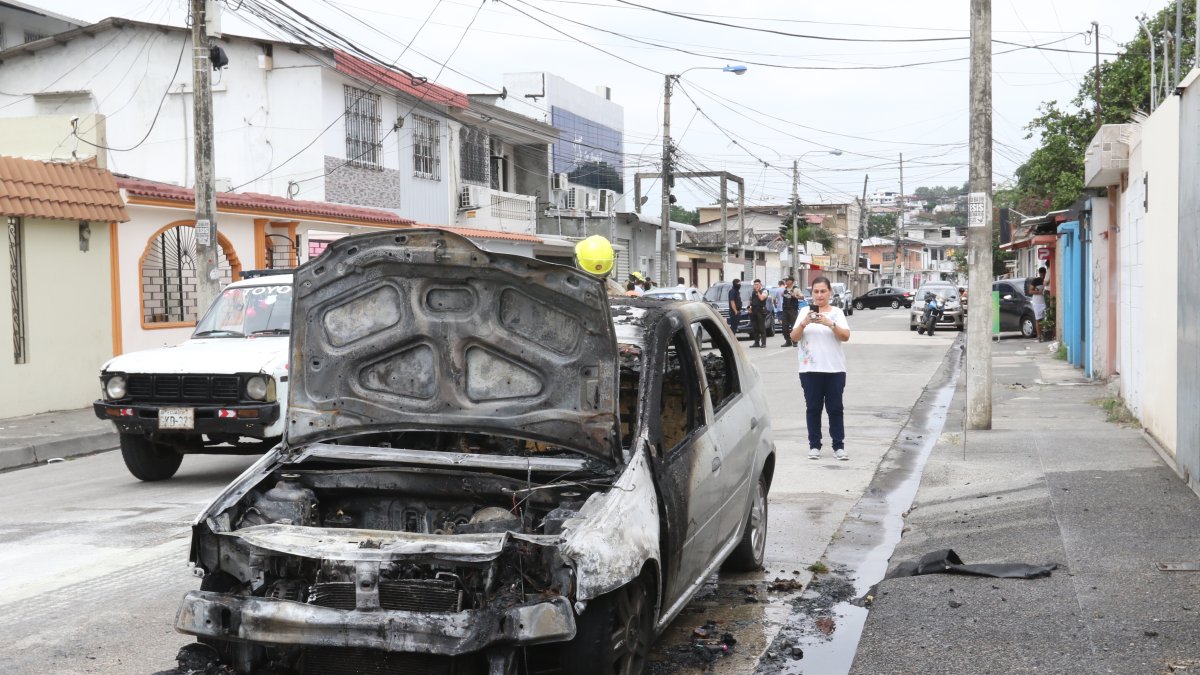 Hecho. El vehículo se incendió totalmente tras el siniestro.