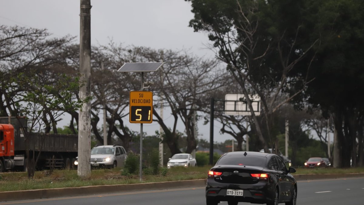Ya los autos no podrán 'volar' en la vía a la costa, máximo es a 70 km/h.