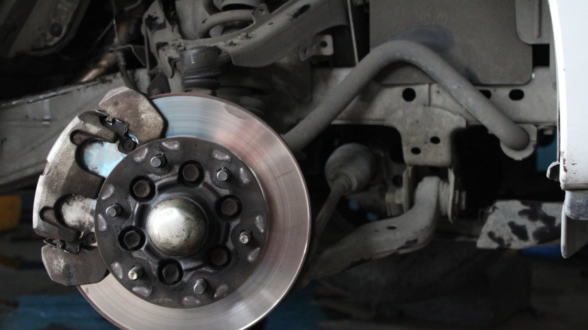 El cambio de las pastillas darse a los 60.000 km dependiendo de cómo se conduce el auto.