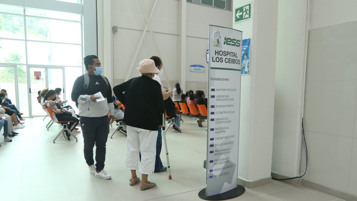 Foto de archivo de unidad hospitalaria del IESS en Guayaquil.