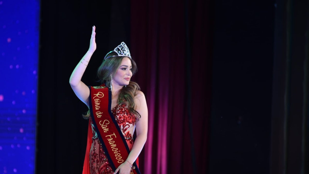 Camila Becerra, nueva Reina de San Francisco de Quito.