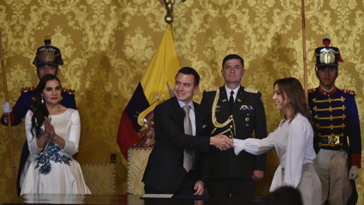 El presidente de la República, Daniel Noboa, en el Salón Amarillo.