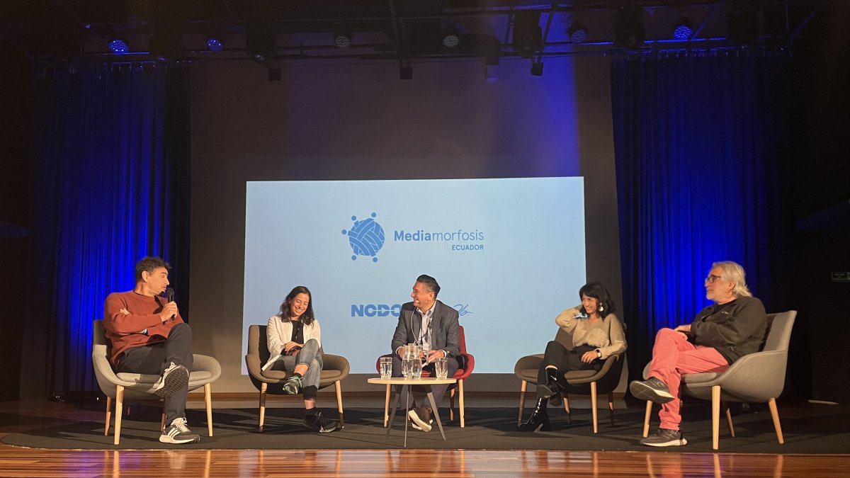 Conferencistas de diferentes partes del mundo ofrecen charlas, talleres y debates que exploran el impacto de la tecnología en la narración de historias